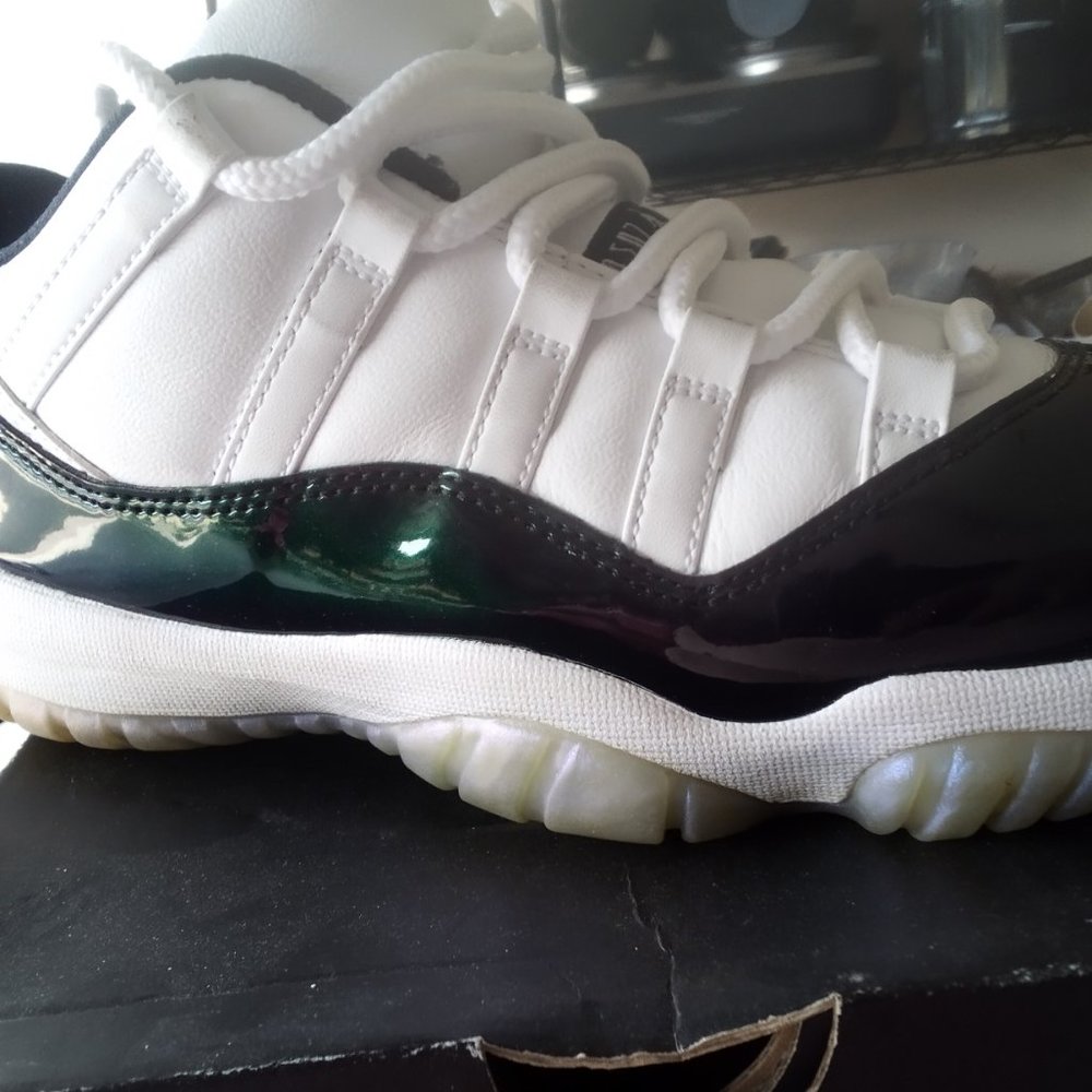 Easter 🐰 Jordan 11s EUC - Picture 4 of 6